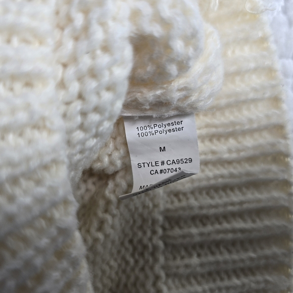 Dreamers Cream Knit Cardigan With Colorful Crochet 3D Flowers Sweater - Picture 8 of 14